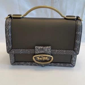 Coach top handle Riley 22 in moss